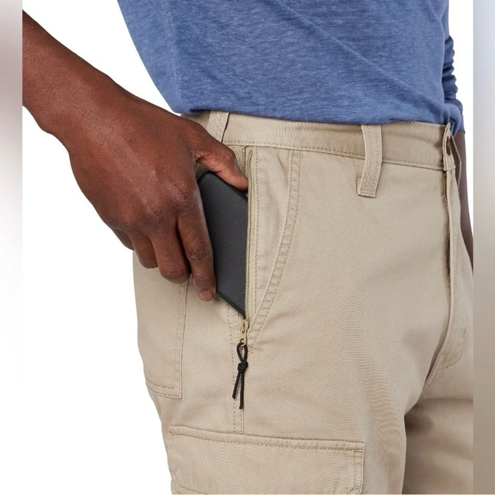 Men's Tan Cargo Shorts